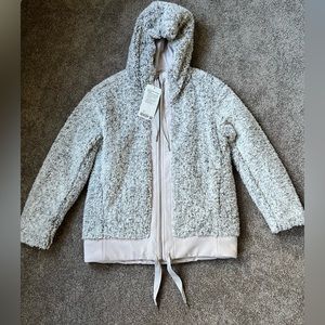 NWT - Lululemon Warm Restore Sherpa Full Zip - Size Medium